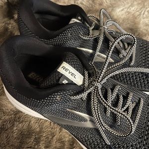 Brooks Rebel 2 black